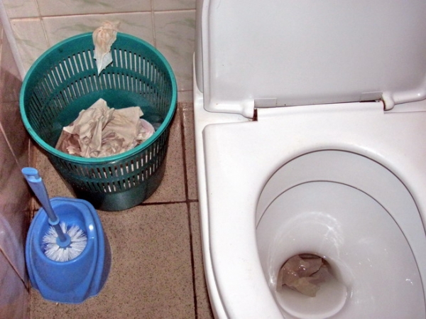 Zdjęcie z Ukrainy - Toaleta ukraińska.
