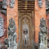Zdjęcie z Indonezji - Wejście do świątyni