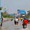 Zdjęcie z Kambodży - Tak, zaraz po naszym przyjezdzie, wygladaly ulice duzej czesci miasta
