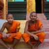 Zdjęcie z Kambodży - Buddyjscy mnisi w swiatyni Wat Prom Rath