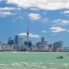 Zdjęcie z Nowej Zelandii - Auckland widziane z promu plynacego z Devonport