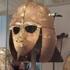 Zdjęcie z Wielkiej Brytanii - Hełm wchodzący w skład skarbu z Sutton Hoo