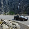 Zdjęcie z Norwegii - elektryczna tesla bezproblemowo sunie za nami