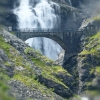 Zdjęcie z Norwegii - mostek nad wodospadem Stigfossen