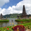 Zdjęcie z Indonezji - Swiatynia na jeziorze - Pura Ulun Danu Bratan