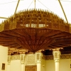 Zdjęcie z Maroka - na tym zdjęciu zupełnie nie widać - jak ogromny jest ten żyrandol z brązu