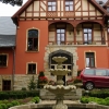 Zdjęcie z Polski - "Pałac Margot" w nowej szacie i "Charlottenheim" w drugim życiu
