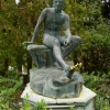 Zdjęcie z Grecji - a tu posąg...? nie wiem kogo? ale miał mocno wypolerowaną stópkę:) 