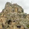 Zdjęcie z Włoch - widok na jeden ze skalnych kościołów