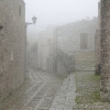 Zdjęcie z Włoch - Erice - wkraczamy w tajemniczy świat zawieszonego w chmurach kamiennego miasta.