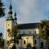 Zdjęcie z Polski - w drodze z trójkątnego Rynku - rzut okiem na łowicką Katedrę