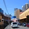 Zdjęcie z Australii - Stara zabudowa portowa na tle drapaczy chmur