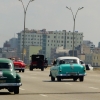 Zdjęcie z Kuby - ruch uliczny tuż przy Malecon
