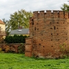 Zdjęcie z Polski - cylindryczna baszta przy kościele św. Piotra i św. Pawła