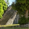 Zdjęcie z Meksyku - na terenie kompleksu Chichen Itza znajduje się sporo różnych obiektów