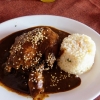 Zdjęcie z Meksyku - i wjeżdża danie główne, czyli - pollo al mole
