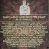Zdjęcie z Polski - Na umieszczonej przy wejściu tablicy można przeczytać kilka informacji o tym miejscu.