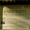 Zdjęcie z Polski - tablica upamiętniająca patrona tego Placu 