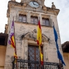 Zdjęcie z Hiszpanii - alkudyjski Ratusz wabi urodą , niestety w dniu naszej wizyty wieża była w remoncie:(