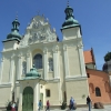Zdjęcie z Polski - wchodzimy do kśc Św Trójcy