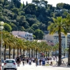 Zdjęcie z Francji - a na Promenade des Angleis - dalej dopisuje tłumek...