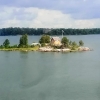 Zdjęcie z Finlandii - dopływając do stolicy Finlandii mozna podziwiać jeszcze z promu malownicze wysepki...