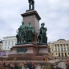 Zdjęcie z Finlandii - statua przedstawia niżej pod Carem - 4 alegoryczne rzeźby, które symbolizują: 